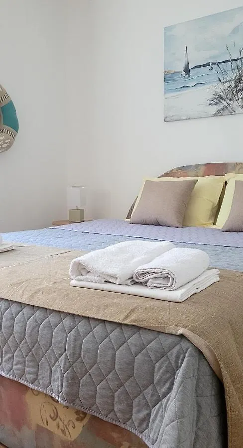 アパート Apartmani Sojka ロヴィニ